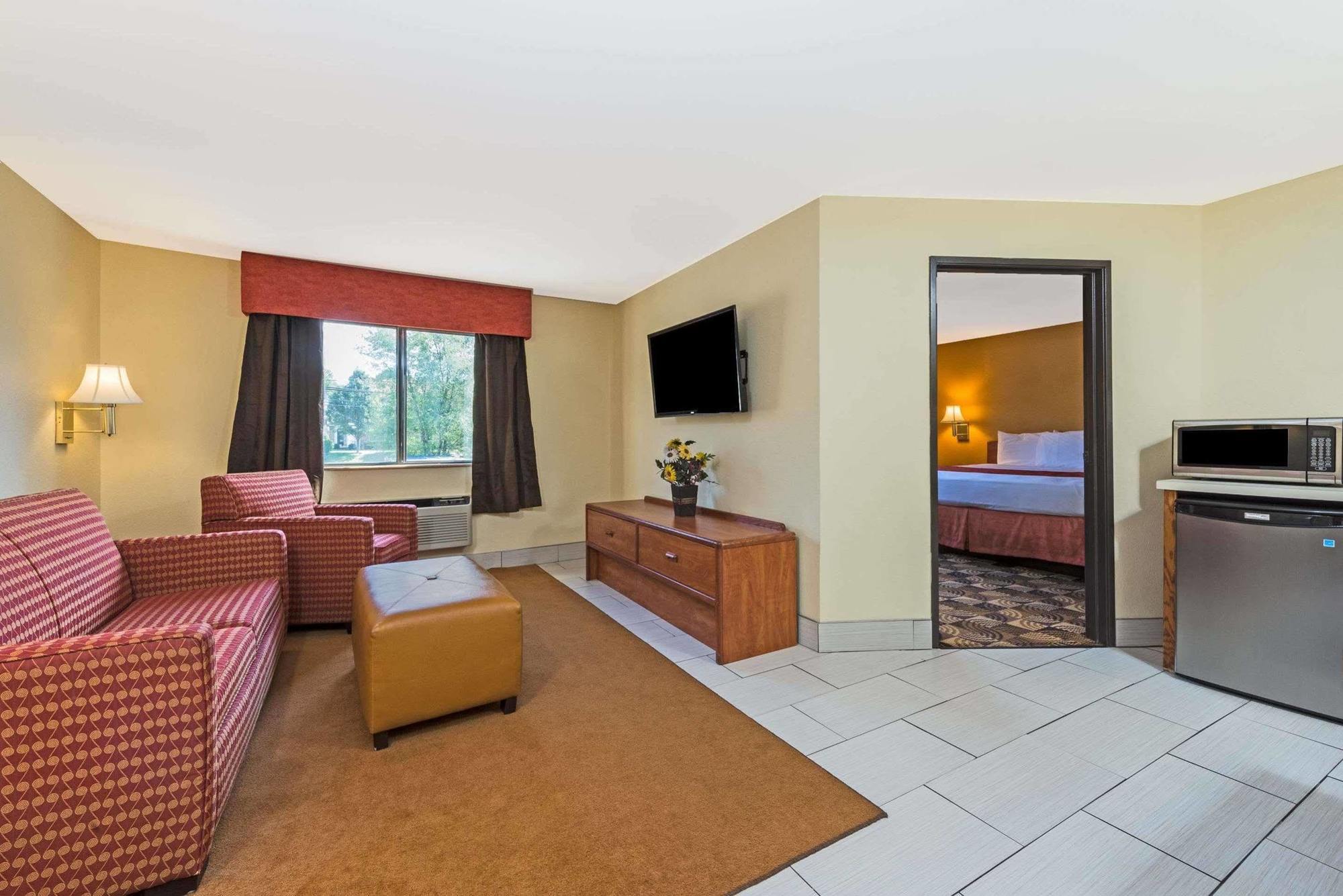 Hotel Super 8 By Wyndham Portsmouth Rosemount Exterior foto
